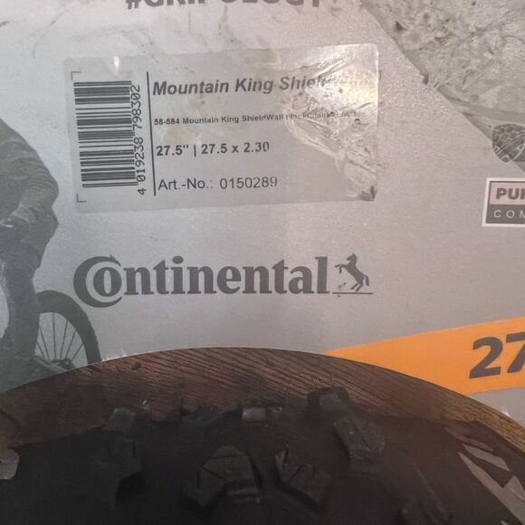Continental Mountain King ShieldWall TR 27.5" Tires - Width: 2.3", Tubeless. New - Picture 3 of 10